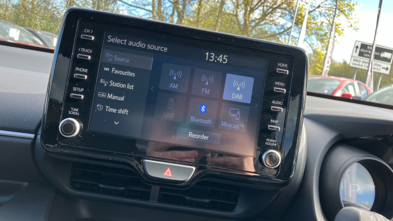 Toyota Yaris 1.5 Hybrid Design 5dr CVT Hybrid Hatchback